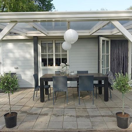 Vechtdalchalet De Berk, 5 Sterrenpark Capfun Stoetenslagh Rheezerveen Екстер'єр фото