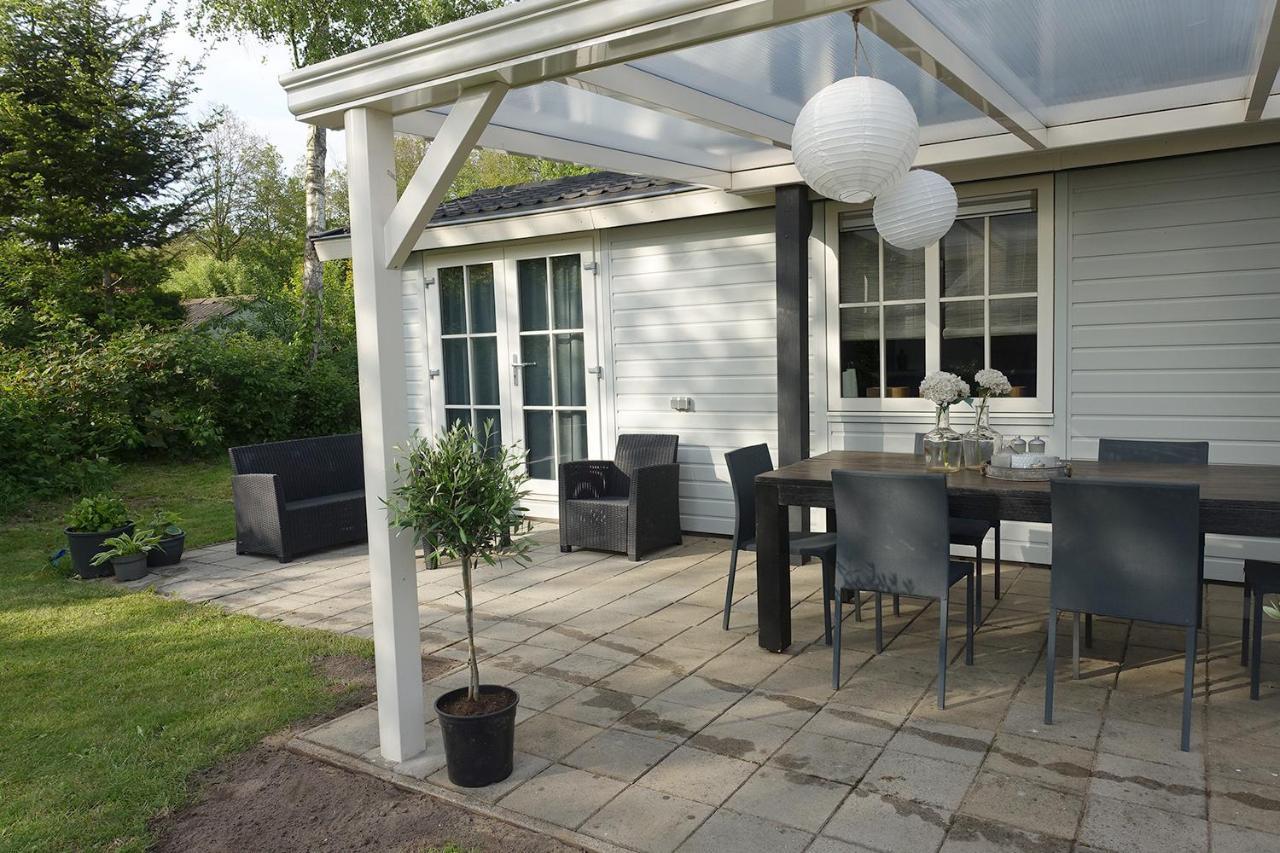 Vechtdalchalet De Berk, 5 Sterrenpark Capfun Stoetenslagh Rheezerveen Екстер'єр фото